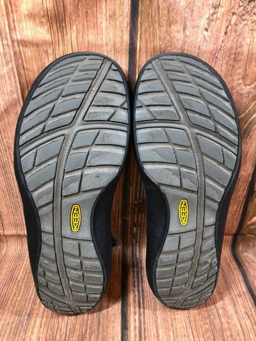 KEEN Mens 13 / 47 Maupin Raven/Gargoyle Sport Sandals